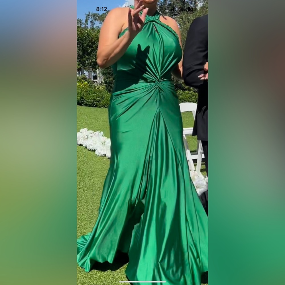 Size 14 formal dress Green